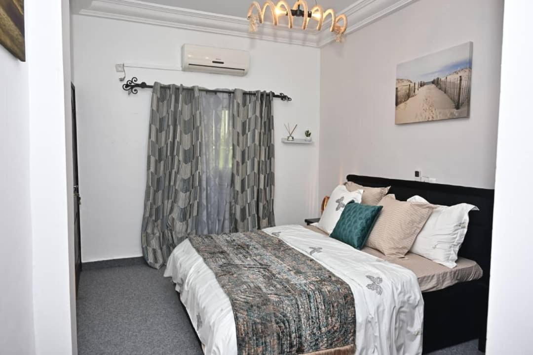 Appartement Cosy Gold Bonapriso Douala Ngoại thất bức ảnh