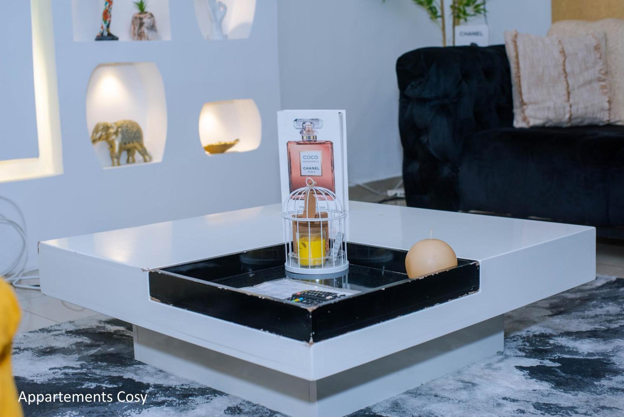 Appartement Cosy Gold Bonapriso Douala Ngoại thất bức ảnh